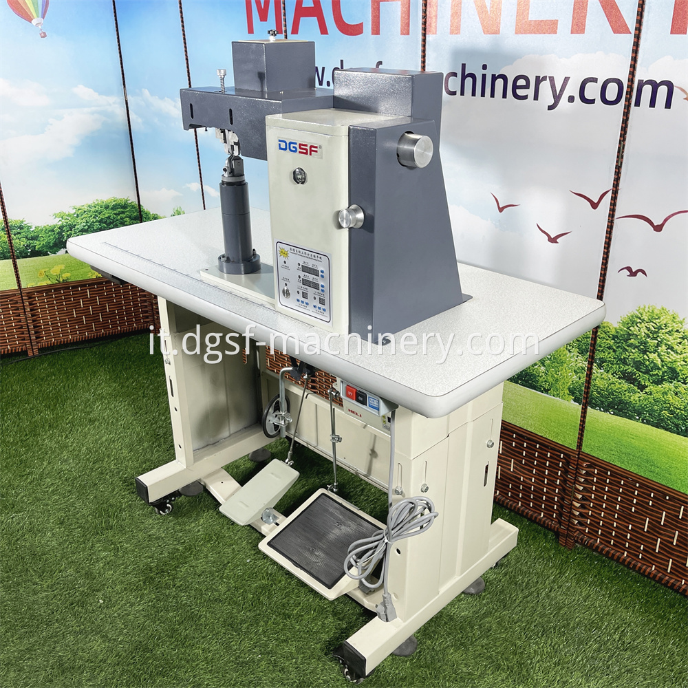 Automatic Gluing And Edge Hammering Machine 4 Jpg